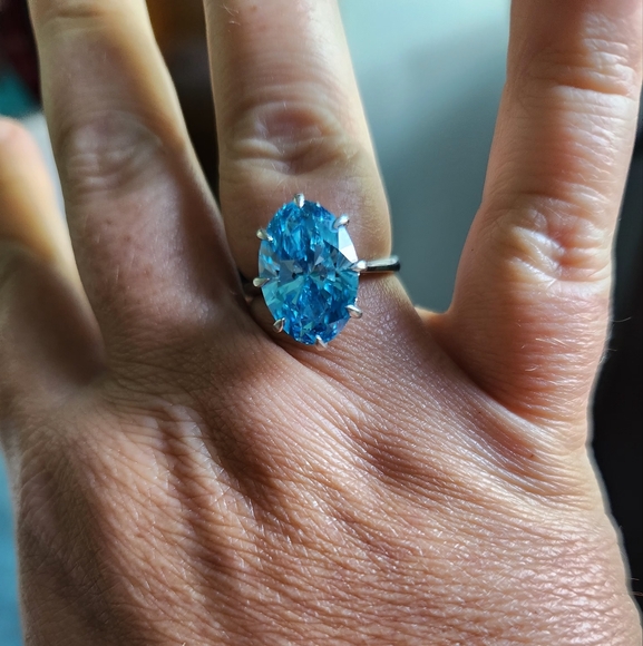 IGI FANCY VIVID BLUE DIAMOND 10KT GOLD RING! - Picture 6 of 6